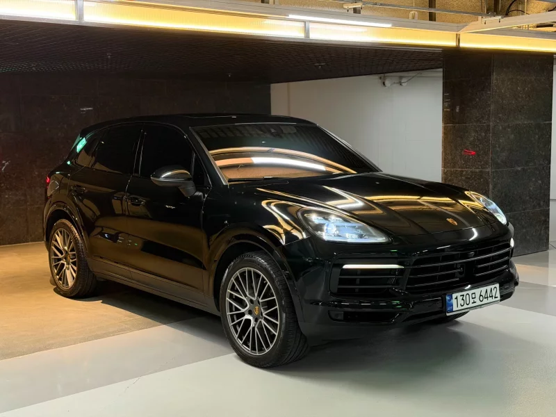 Porsche CAYENNE