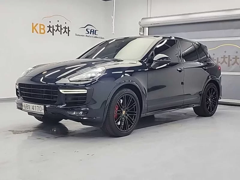 Porsche CAYENNE