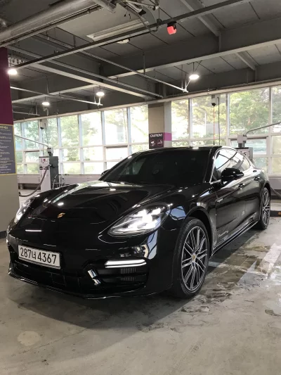 Porsche PANAMERA