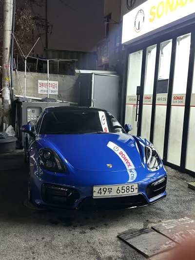 Porsche CAYMAN