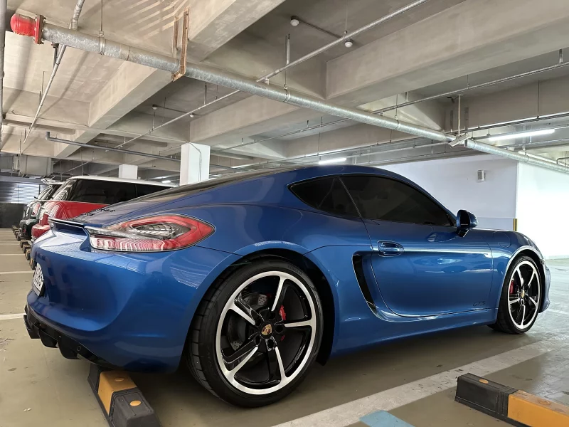 Porsche CAYMAN