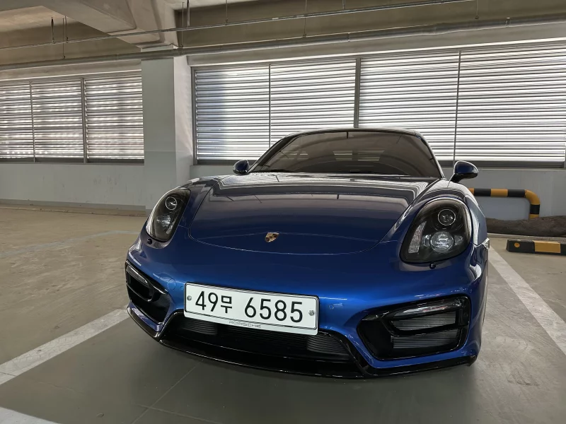 Porsche CAYMAN