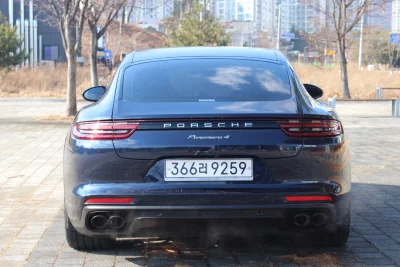 Porsche PANAMERA