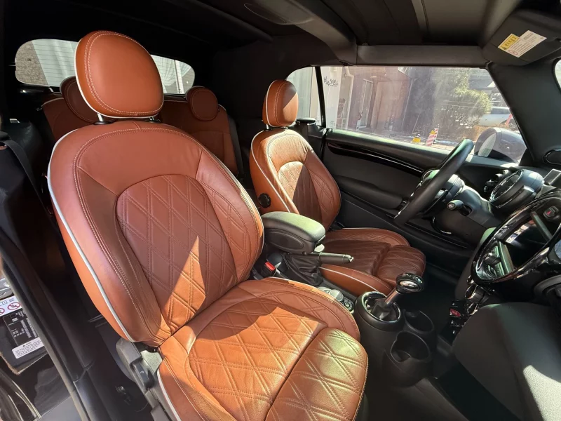 MINI Cooper Convertible