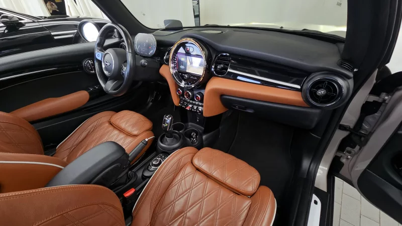 MINI Cooper Convertible