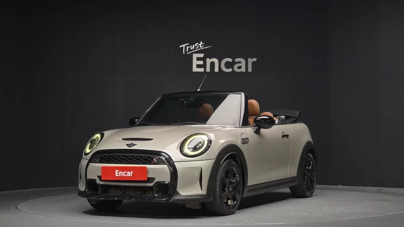 MINI Cooper Convertible