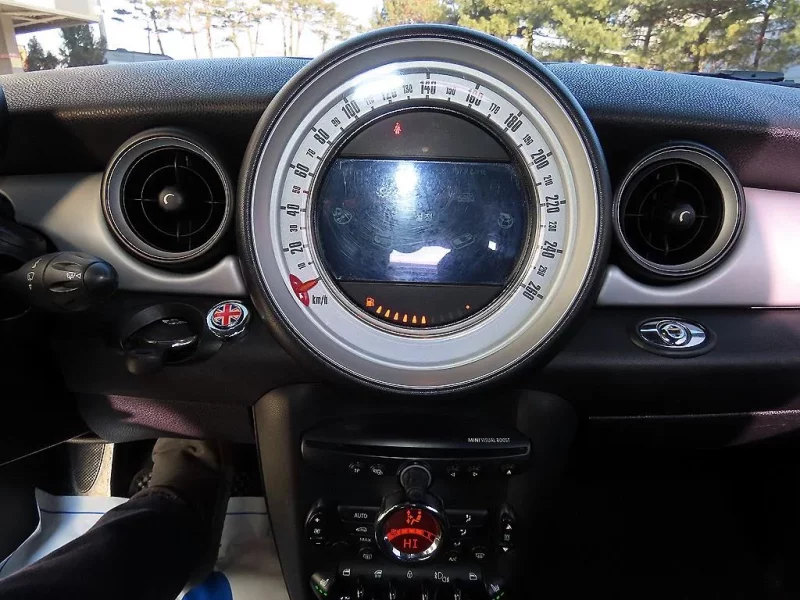 MINI Cooper Convertible