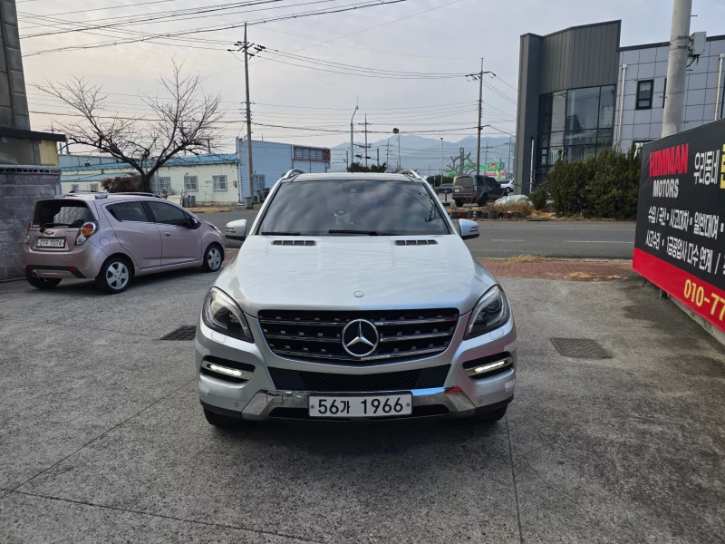 Mercedes-Benz M-class