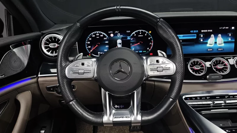 Mercedes-Benz AMG GT
