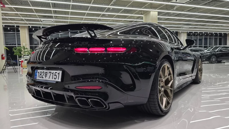 Mercedes-Benz AMG GT