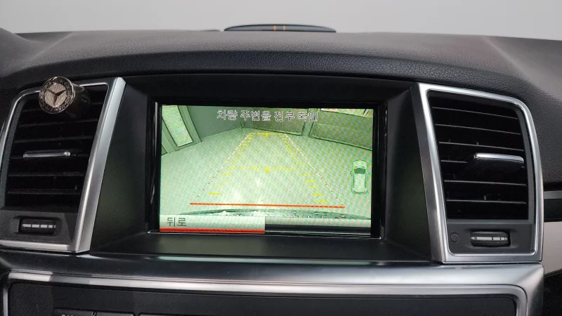 Mercedes-Benz M-class