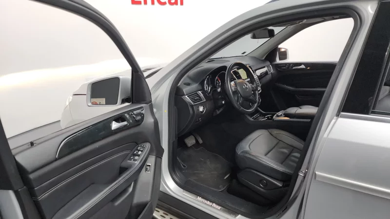 Mercedes-Benz M-class