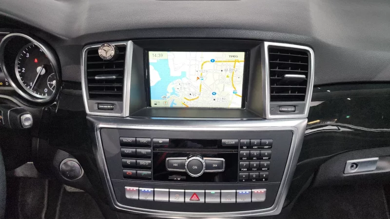 Mercedes-Benz M-class