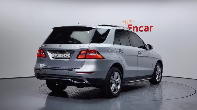 Mercedes-Benz M-class
