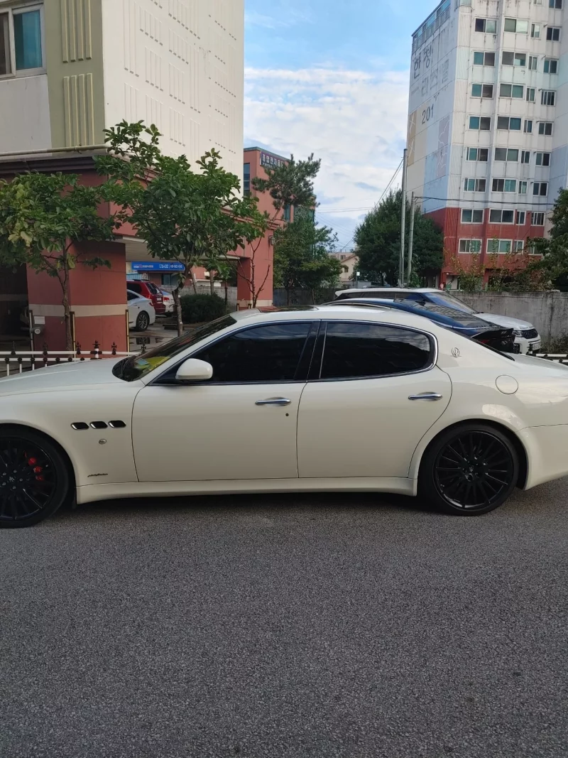 Maserati QUATTROPORTE