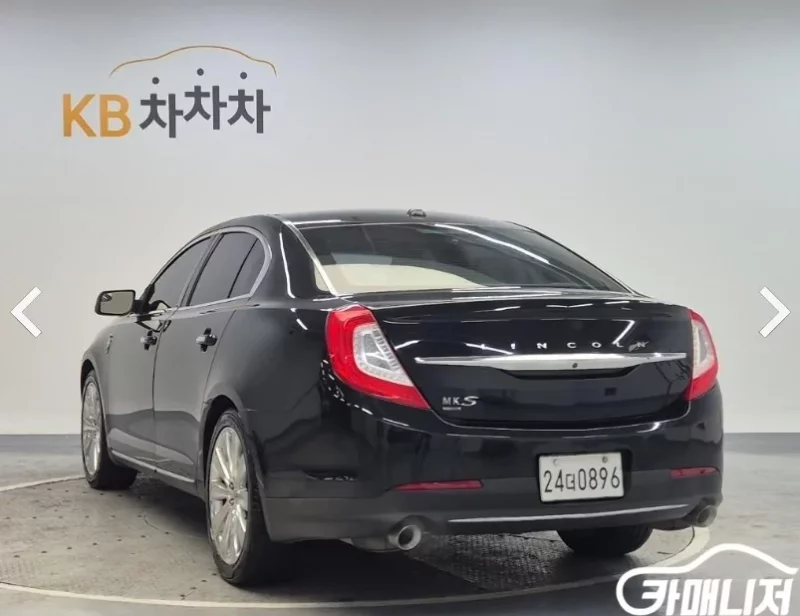 Lincoln MKS