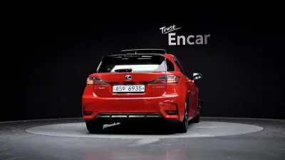 Lexus CT200h
