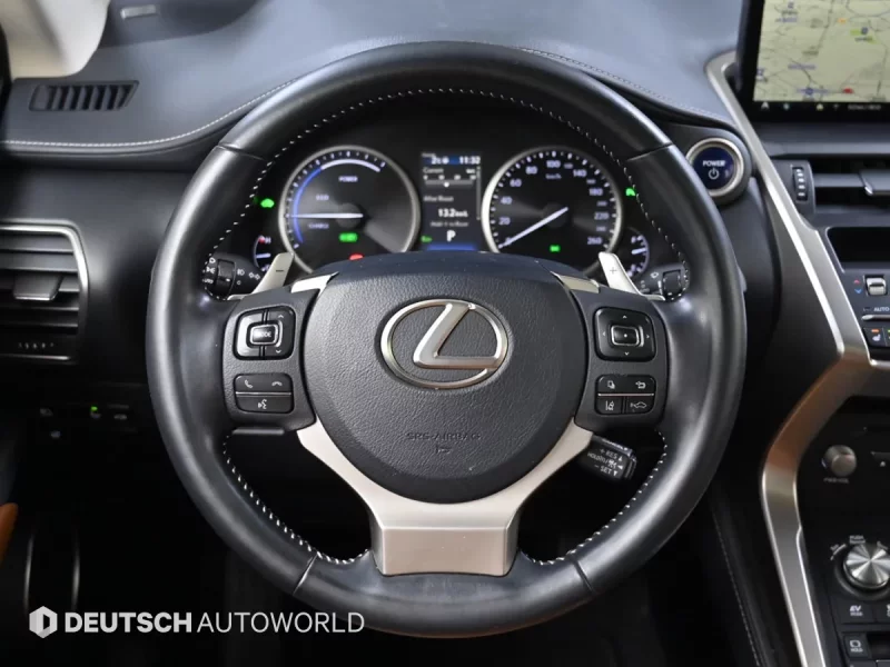 Lexus NX300h