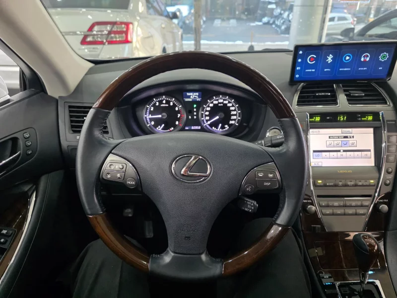 Lexus ES350
