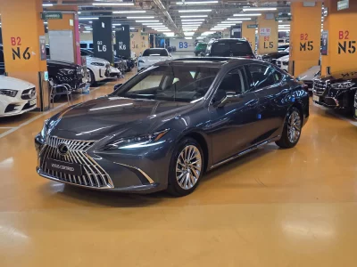 Lexus ES300h