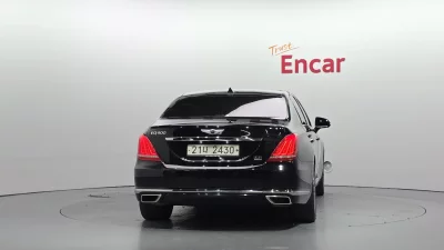 Genesis EQ900