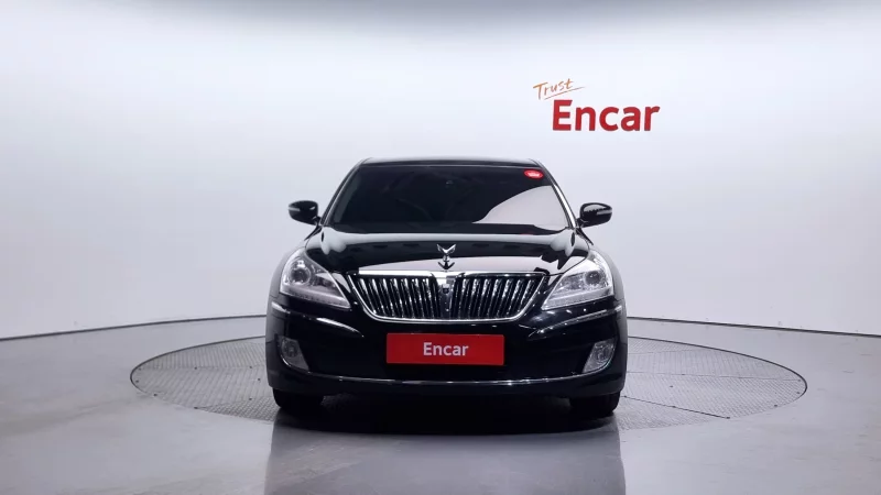 Hyundai Equus