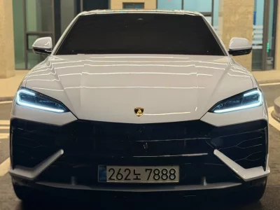 Lamborghini URUS