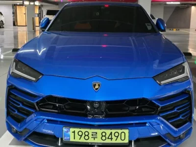 Lamborghini URUS