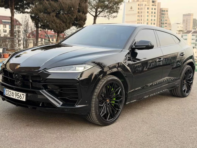 Lamborghini URUS