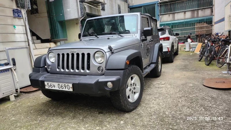 Jeep WRANGLER
