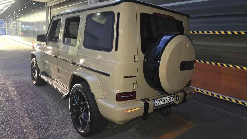 Mercedes-Benz G-Class