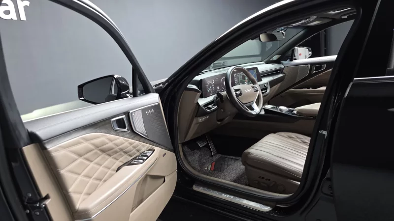 Kia K8