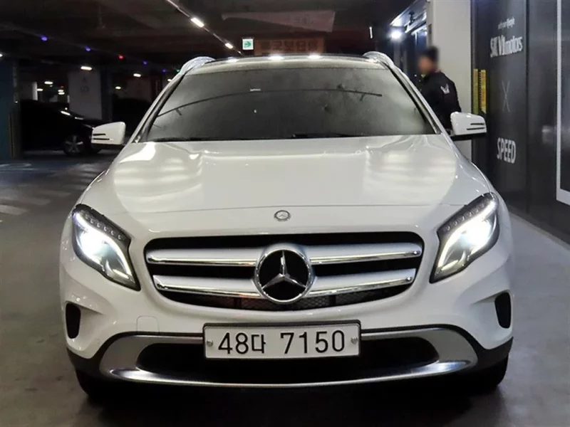 Mercedes-Benz GLA-Class