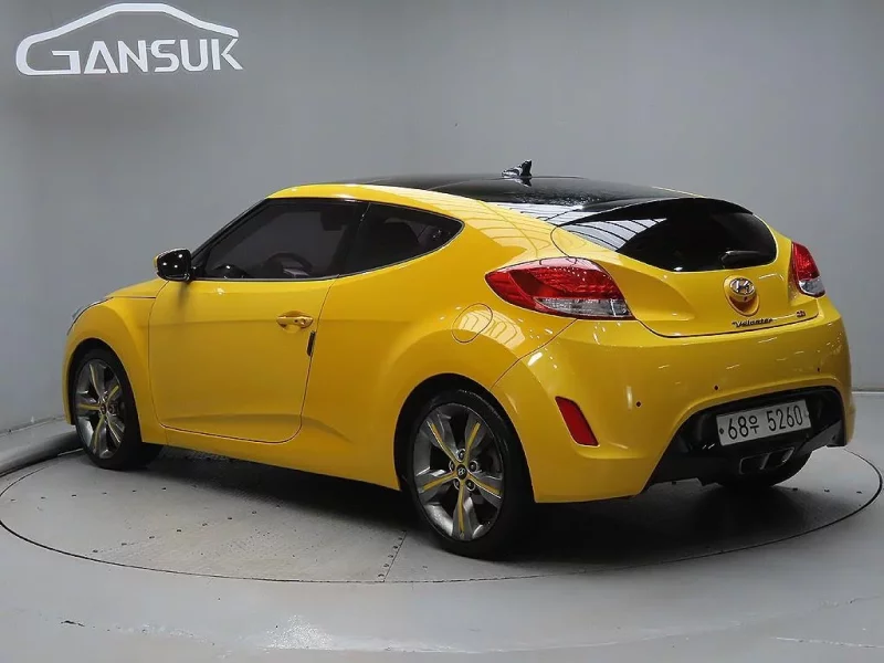 Hyundai Veloster