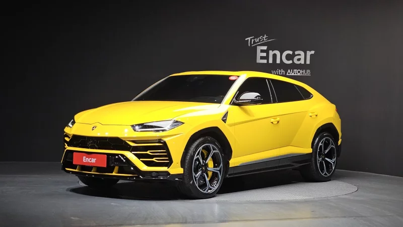 Lamborghini URUS