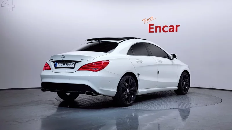 Mercedes-Benz CLA-Class