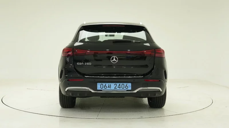 Mercedes-Benz EQA