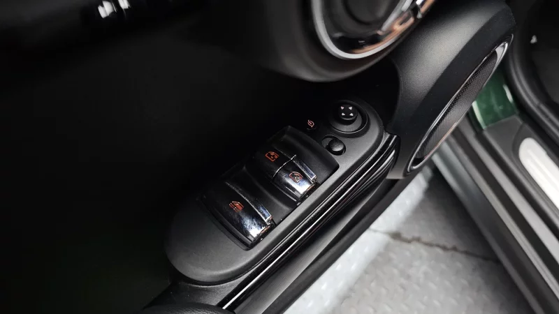 MINI Cooper Convertible