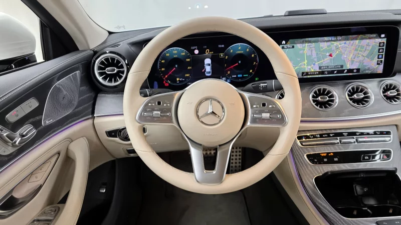 Mercedes-Benz CLS-Class