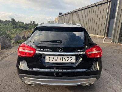 Mercedes-Benz GLA-Class