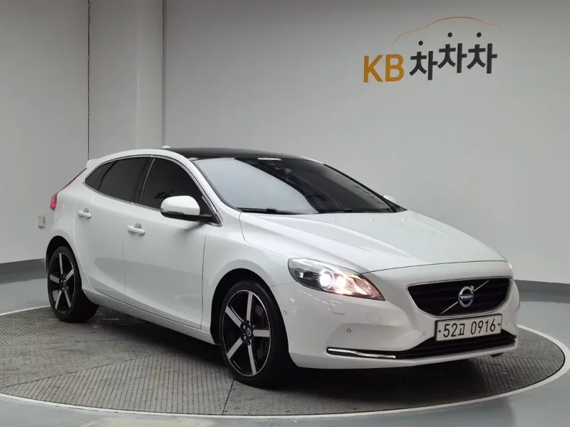 Volvo V40