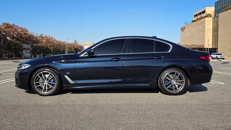 BMW 5-Series