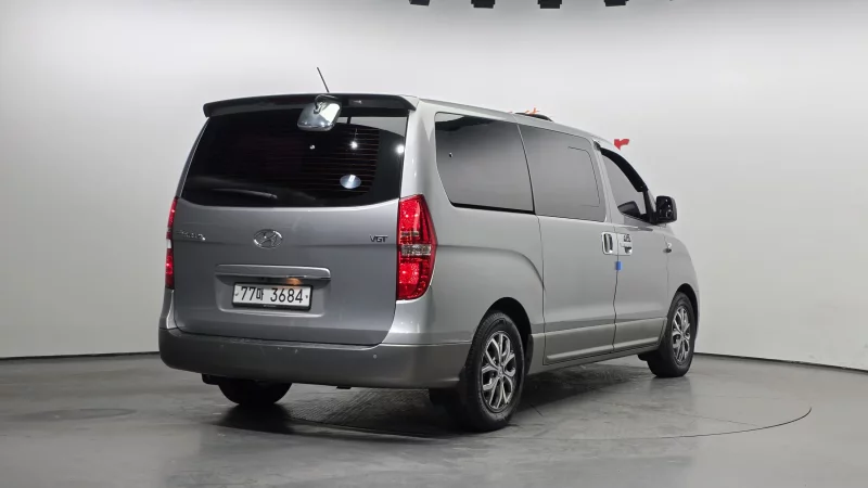 Hyundai Grand Starex