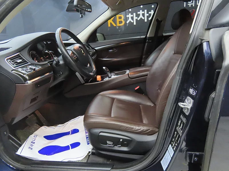 BMW 5-Series Gran Turismo