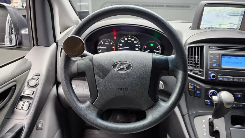 Hyundai Grand Starex