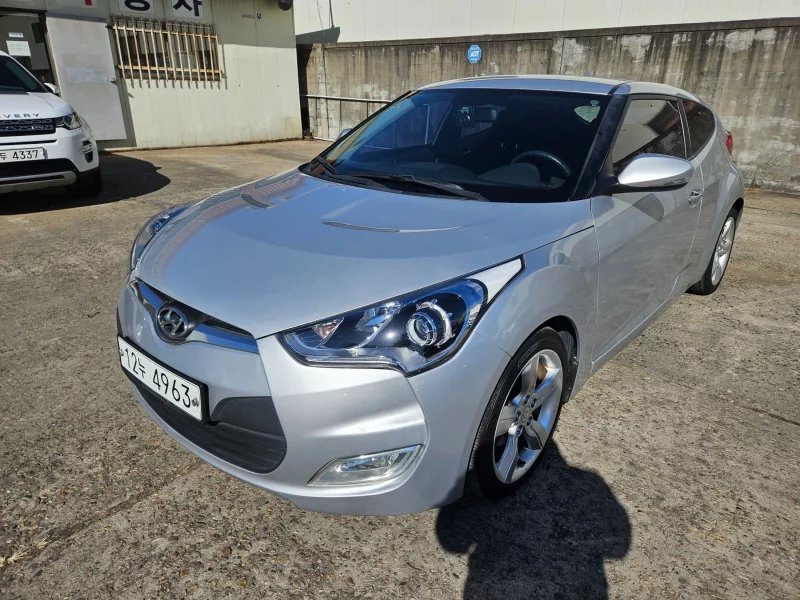 Hyundai Veloster