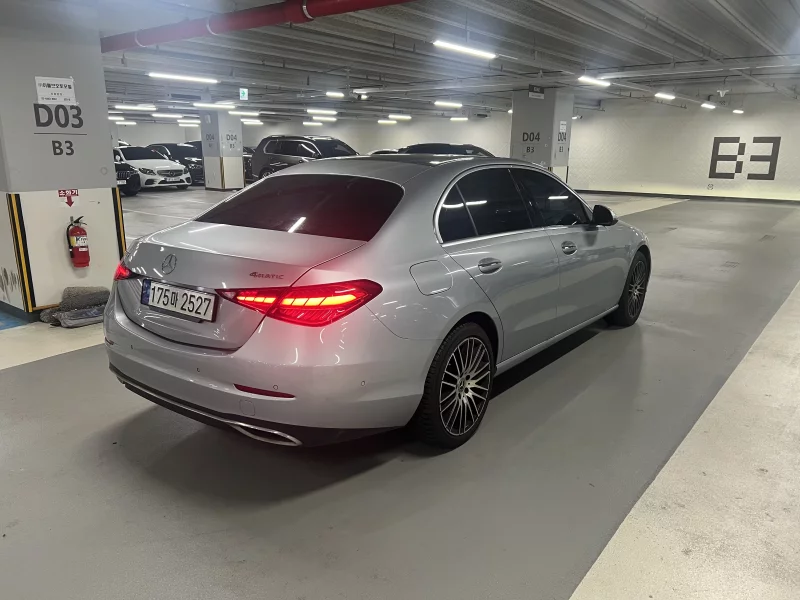 Mercedes-Benz C-Class