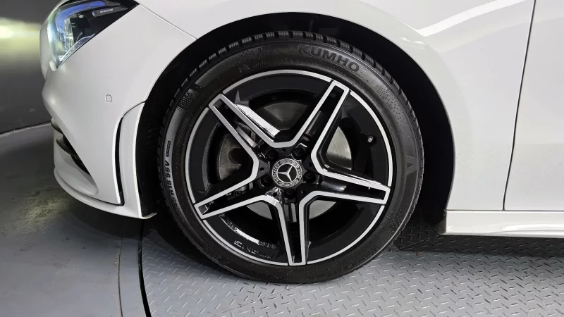 Mercedes-Benz CLA-Class
