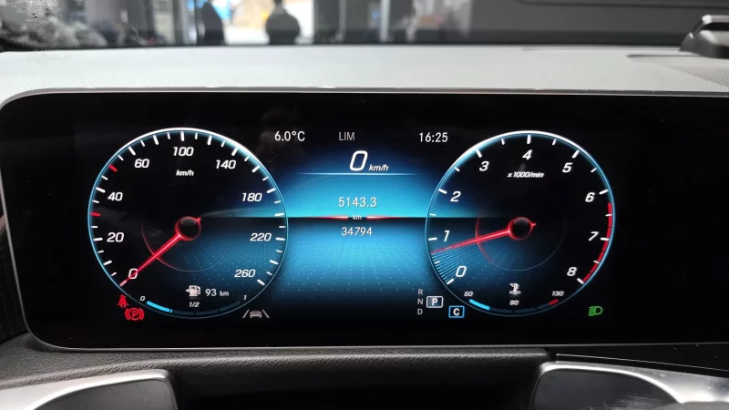 Mercedes-Benz GLB-Class