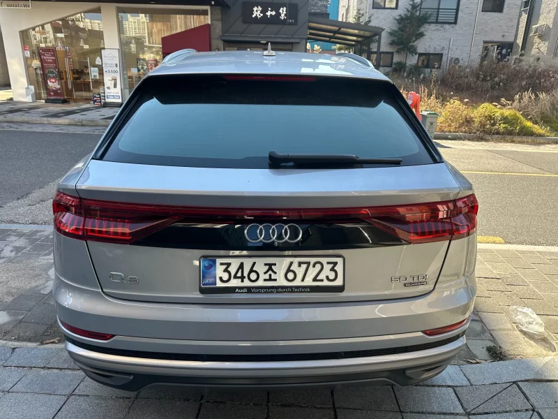 Audi Q8